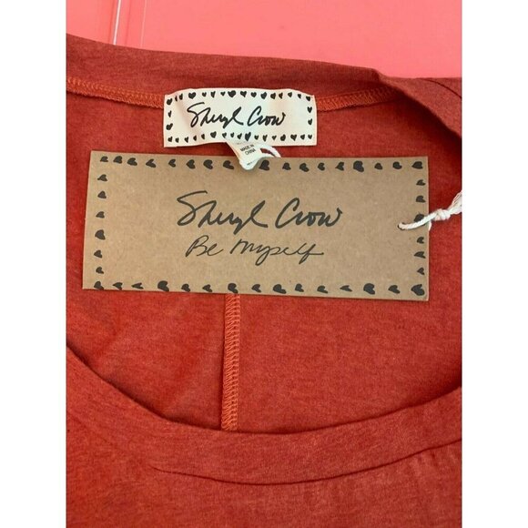 Sheryl Crow +2X Burnt Orange Got my 45 On Gutiar Graphic Rolled Short Sleeve Tee - Picture 6 of 6